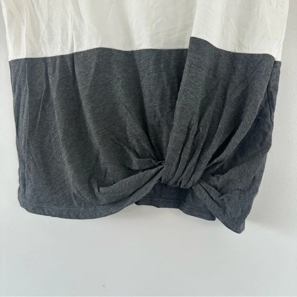 NWT Maurices Mustard, White, and Black Colorblock Tee Size XSmall - Picture 2 of 7